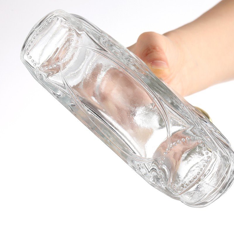 clear glass wine bottles