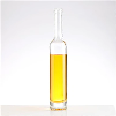 Gamle glass whiskyflasker